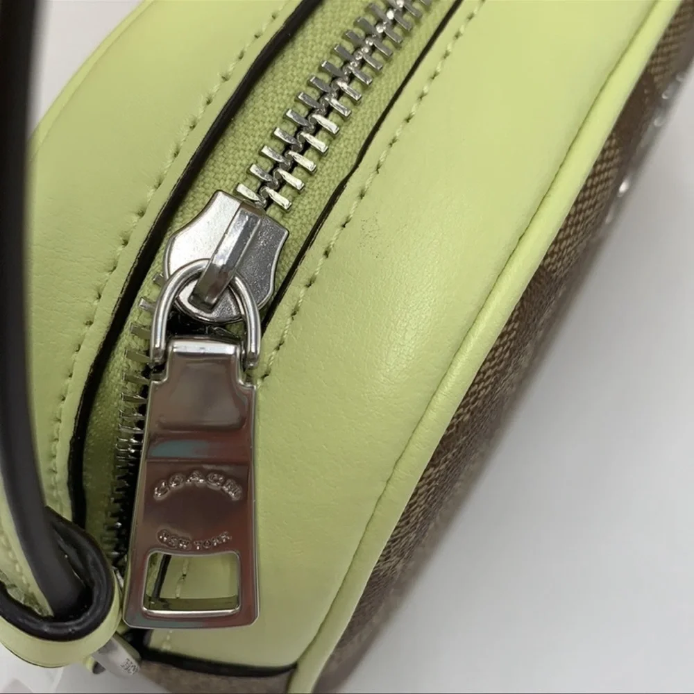 Coach Mini Jamie Camera Bag In Signature Canvas
SV/Khaki/Pale Lime
NWT - Picture 10 of 16